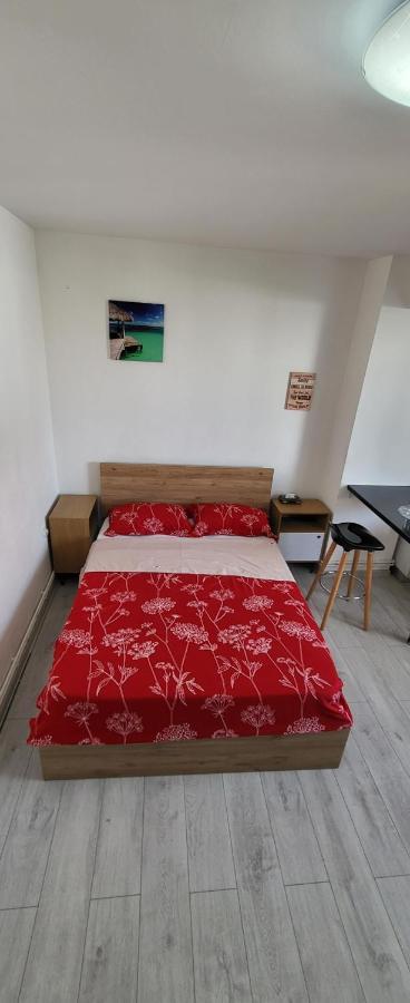 Studio 22 Bulevardul Oltenia Craiova Exterior foto